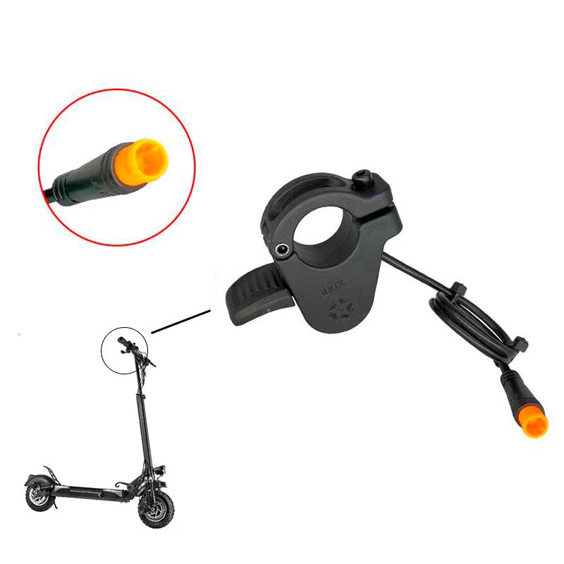 Accelerator med ett totalt hål med en svart SM 25cm-kontakt - Sparkstativ 1